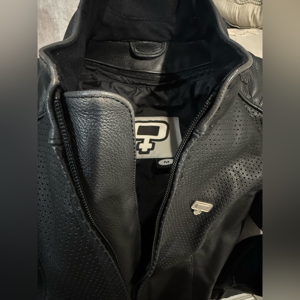 Women’s Black Perforated Leather Jacket - Sporty ChopperStyle - Picture 4 of 4